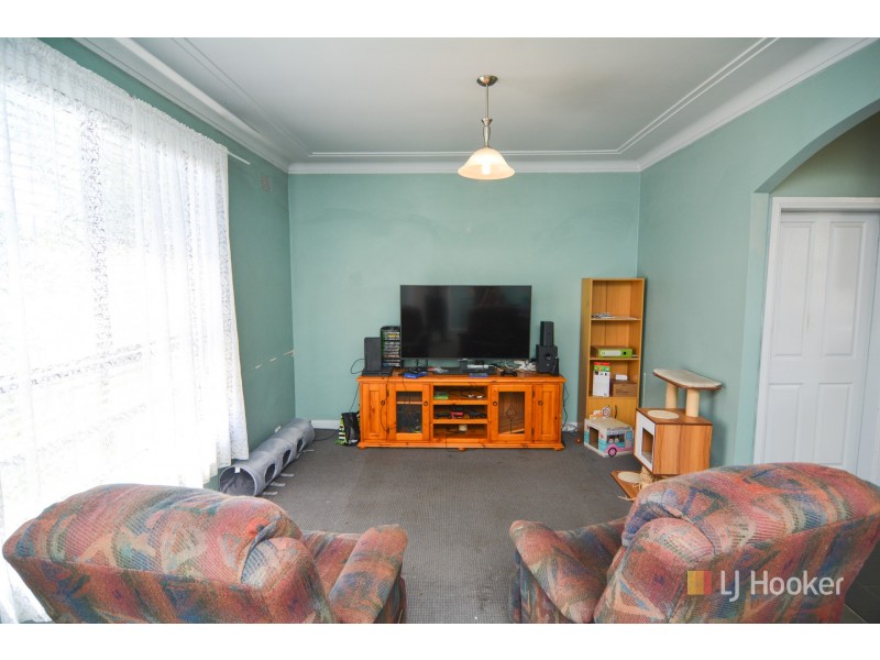 33 Stewart Street, Lithgow NSW 2790
