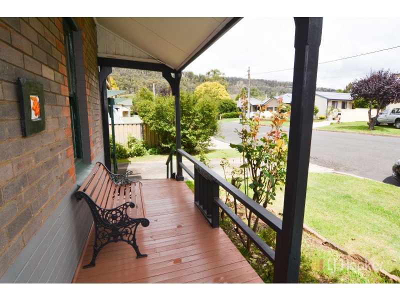 17 Hay Street, Lithgow NSW 2790