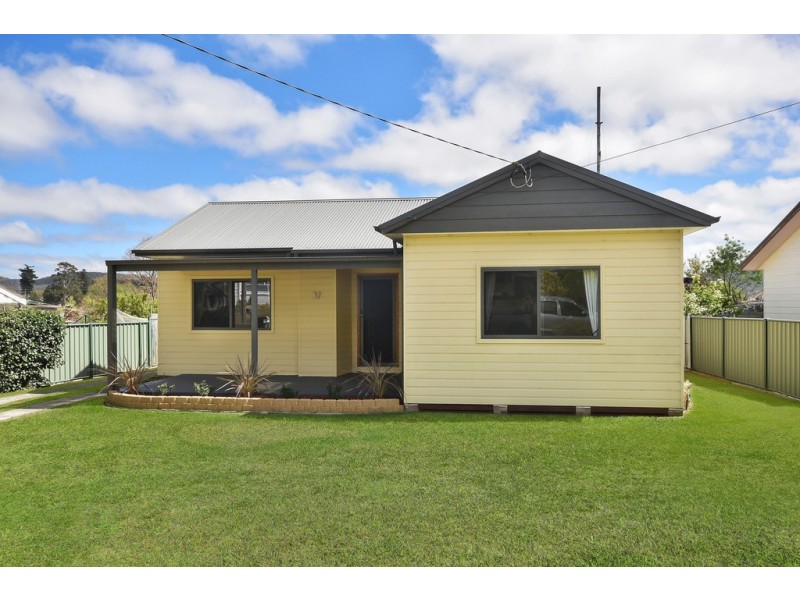 37 Rabaul Street, Lithgow NSW 2790