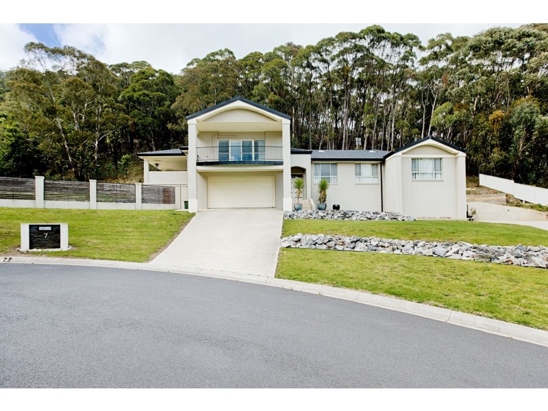 7 Bursaria Place, Lithgow NSW 2790