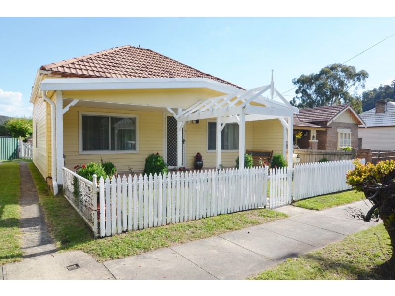 17 Willes Street, Lithgow NSW 2790