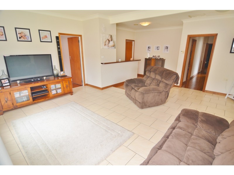 48 Enfield Avenue, Lithgow NSW 2790
