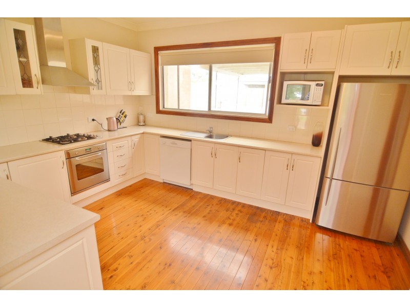 48 Enfield Avenue, Lithgow NSW 2790