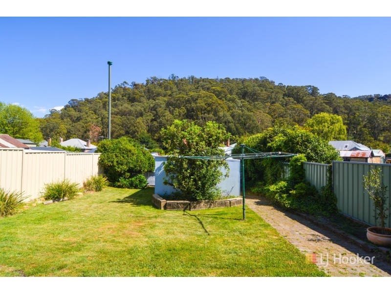 110 Bells Road, Lithgow NSW 2790