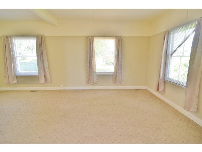 1 The Circle, Lithgow NSW 2790