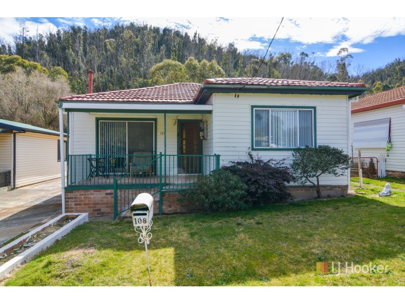 108 Sandford Avenue, Lithgow NSW 2790