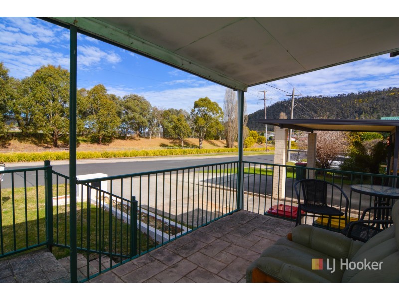 108 Sandford Avenue, Lithgow NSW 2790