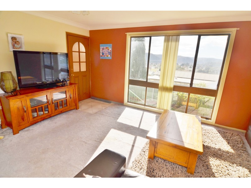 16 Fourth Street, Lithgow NSW 2790