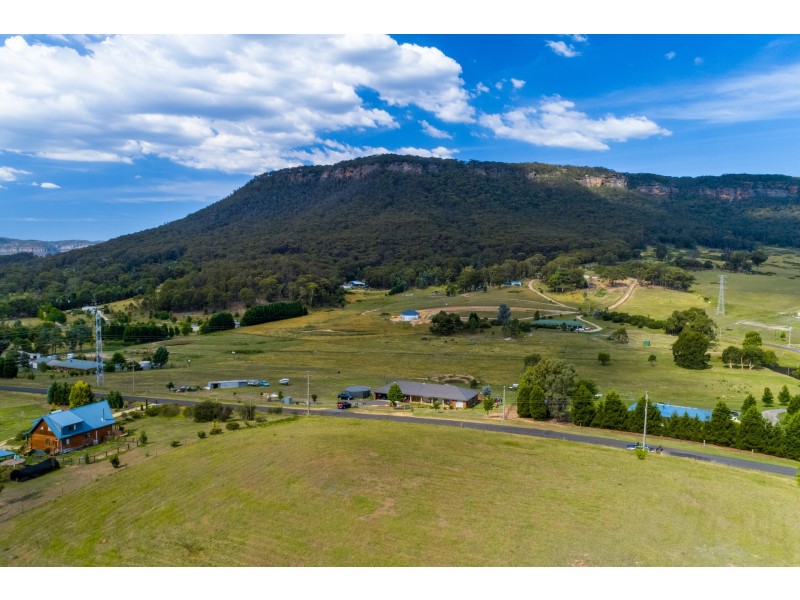 35 Dicker Drive, Little Hartley NSW 2790