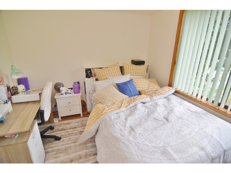 9 Robinia Drive, Lithgow NSW 2790