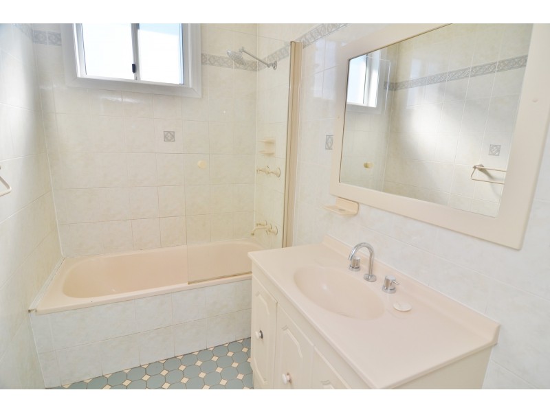 3 Lone Pine Avenue, Lithgow NSW 2790