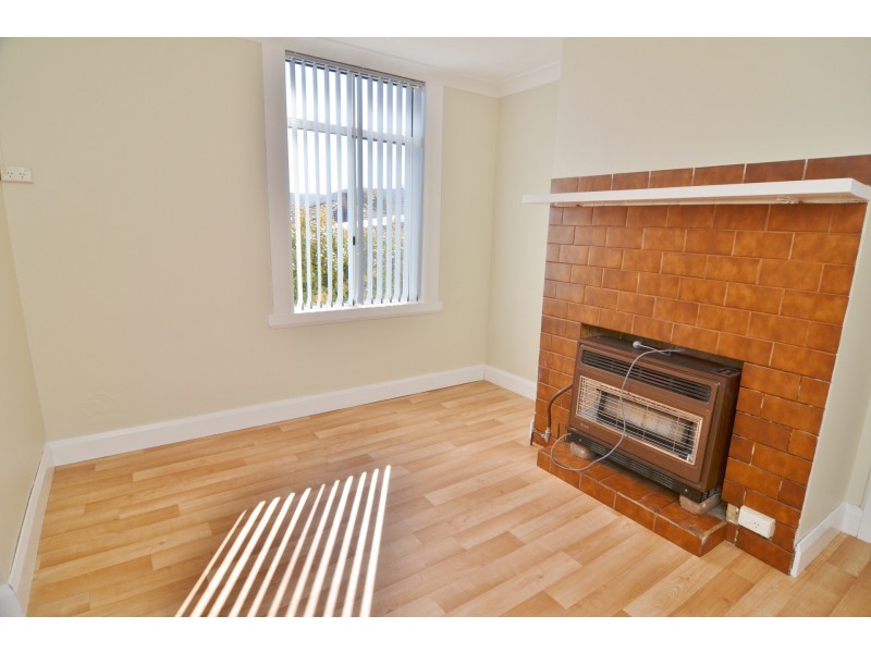 3 Lone Pine Avenue, Lithgow NSW 2790