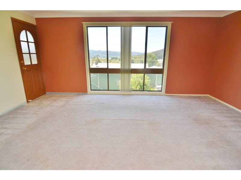 16 Fourth Street, Lithgow NSW 2790