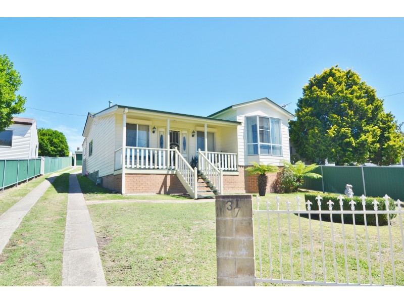 37 Bayonet Street, Lithgow NSW 2790