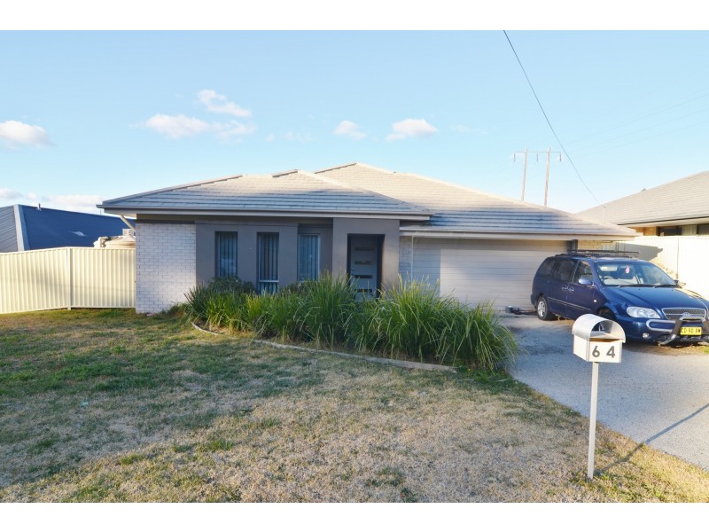 64 Cary Avenue, Wallerawang NSW 2845