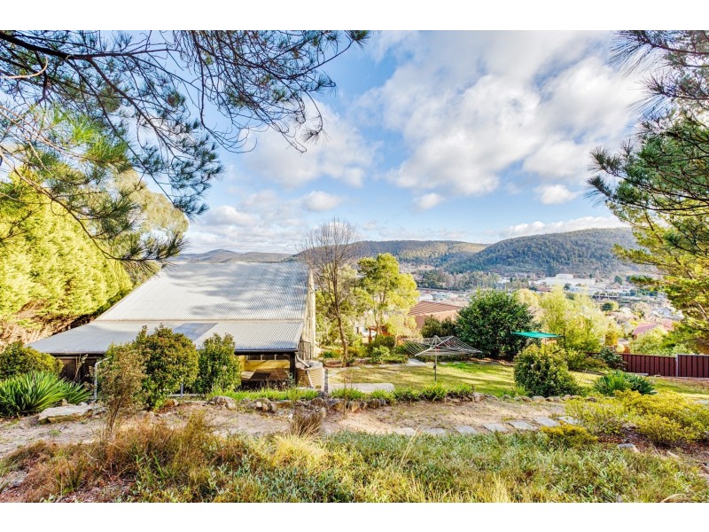 17 Blaxland Street, Lithgow NSW 2790