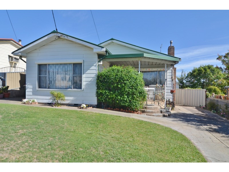 52 Outer Crescent, Lithgow NSW 2790