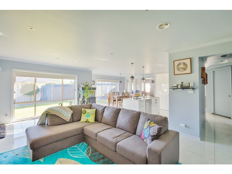 7 Sandalwood Drive, Lithgow NSW 2790
