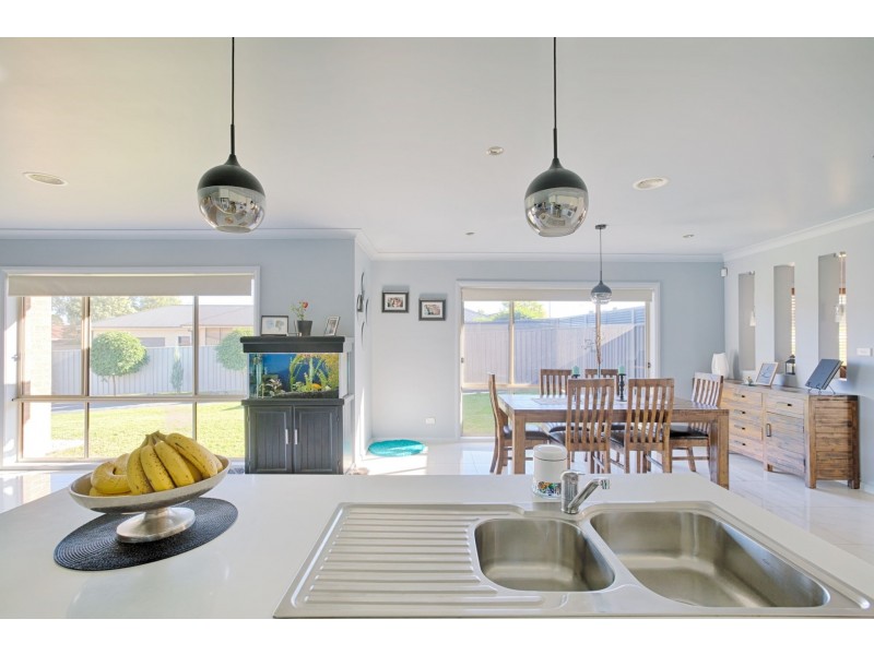 7 Sandalwood Drive, Lithgow NSW 2790