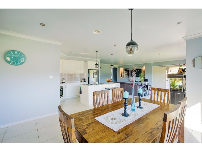 7 Sandalwood Drive, Lithgow NSW 2790
