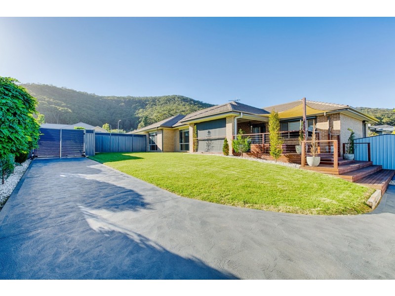 7 Sandalwood Drive, Lithgow NSW 2790
