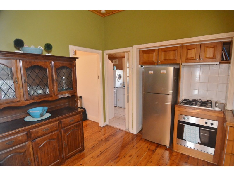 12 Lone Pine Avenue, Lithgow NSW 2790