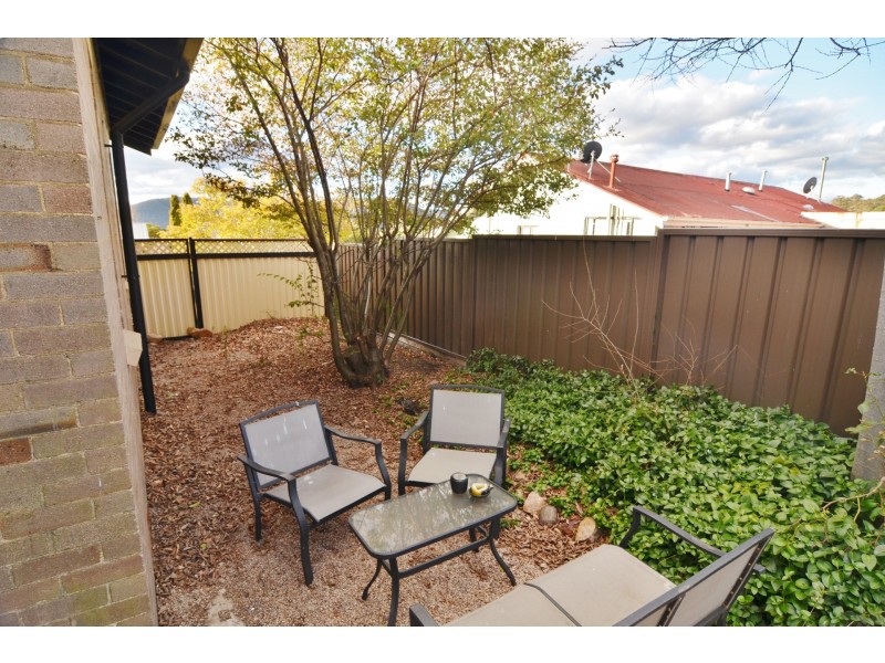 12 Lone Pine Avenue, Lithgow NSW 2790