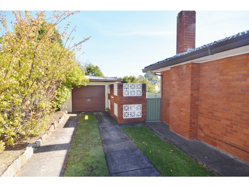 22 Wattle Grove, Lithgow NSW 2790