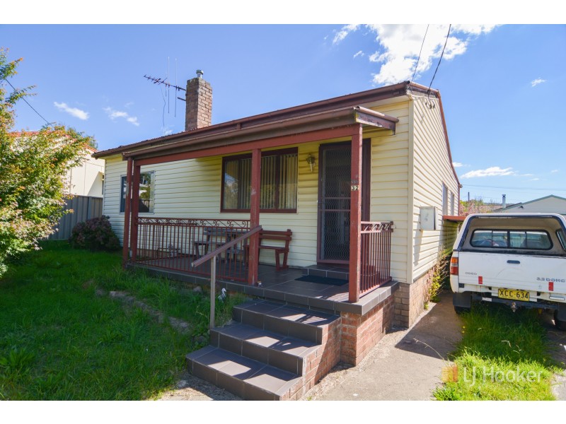 32 Inner Crescent, Lithgow NSW 2790