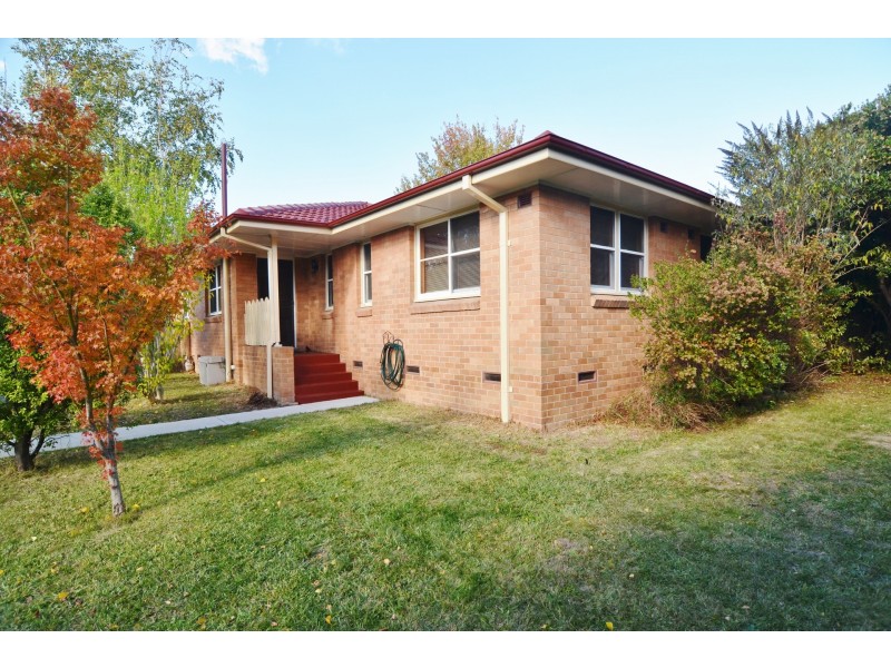 43 Maple Crescent, Lithgow NSW 2790