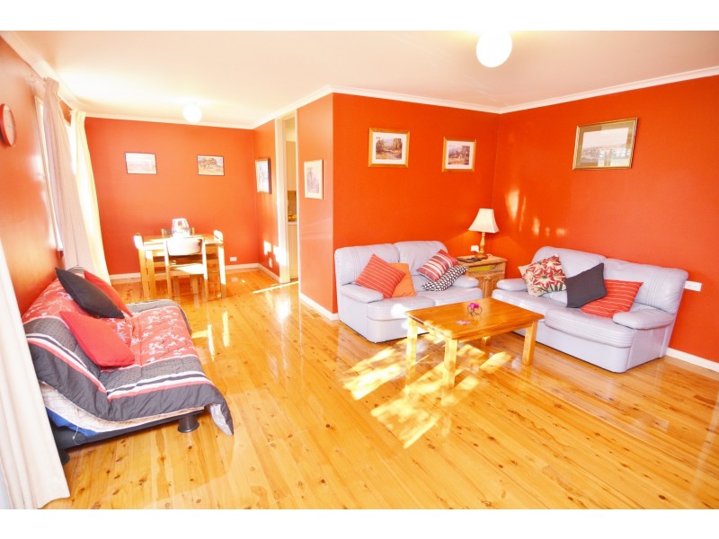 43 Maple Crescent, Lithgow NSW 2790