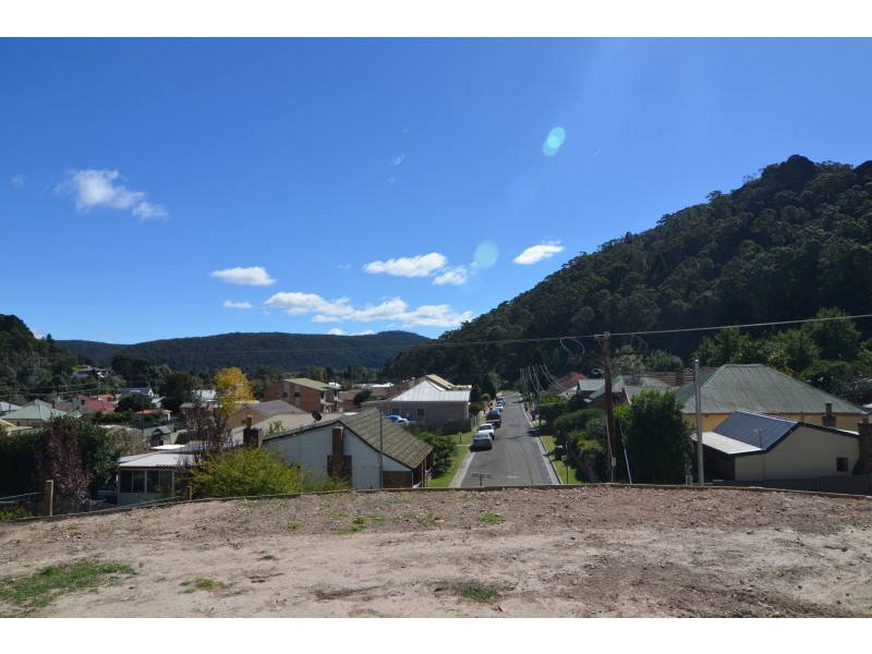 8A Berry Street, Lithgow NSW 2790