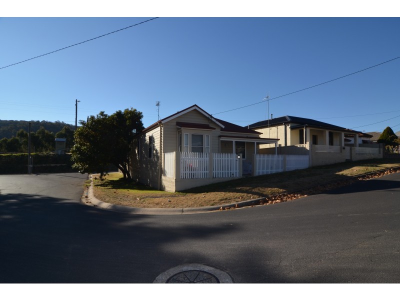 2 Chifley Road, Lithgow NSW 2790