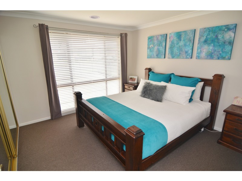 15 Inner Crescent, Lithgow NSW 2790