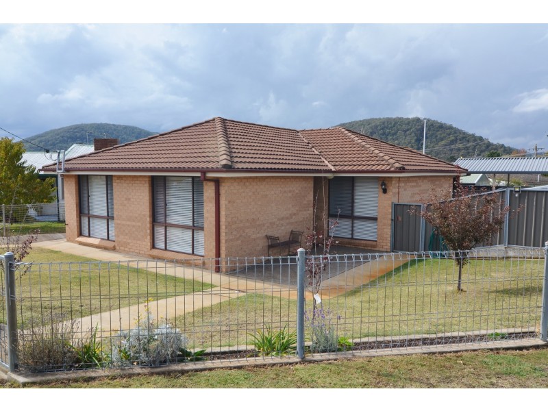 15 Inner Crescent, Lithgow NSW 2790
