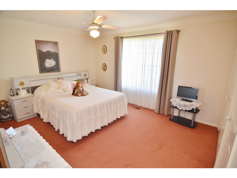 19 Proto Avenue, Lithgow NSW 2790