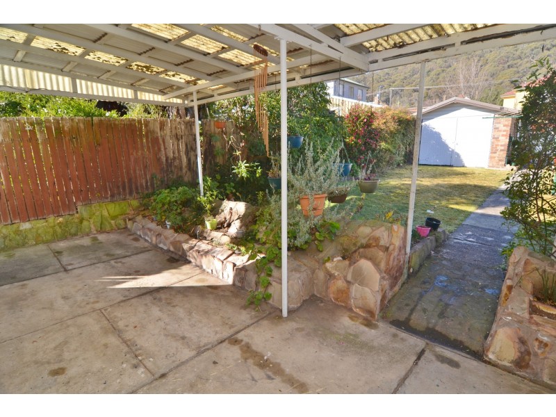 11 Bent Street, Lithgow NSW 2790