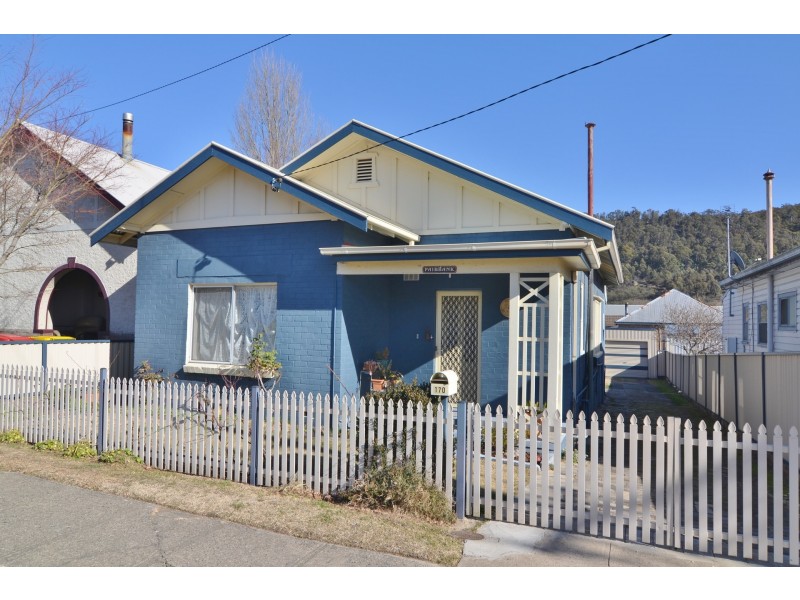 170 Inch Street, Lithgow NSW 2790