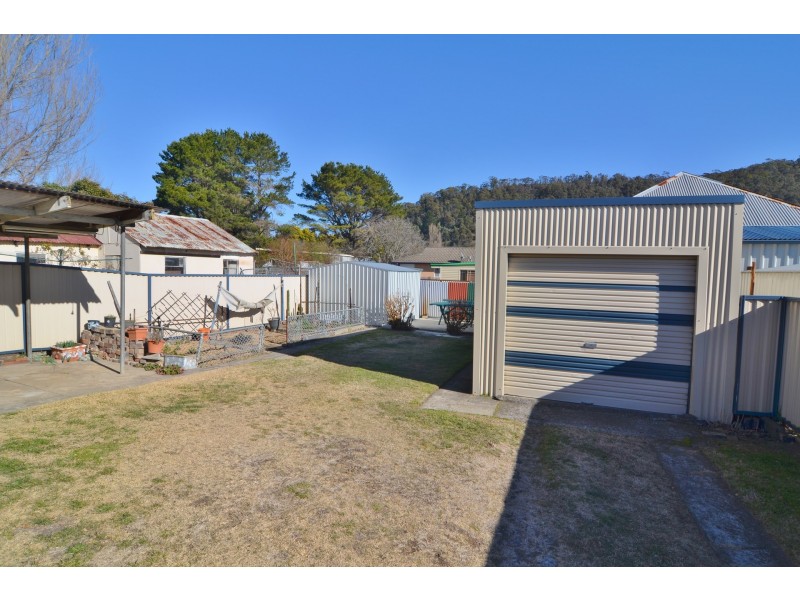 170 Inch Street, Lithgow NSW 2790
