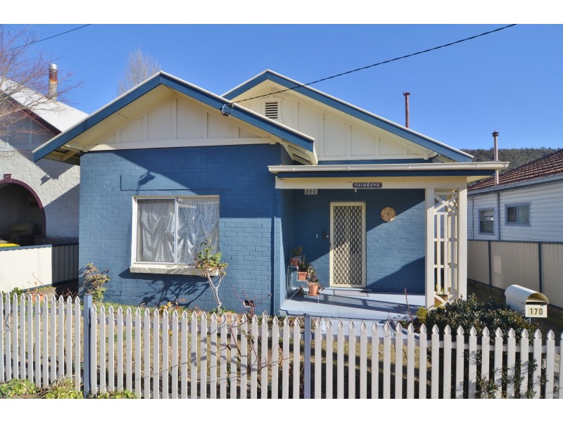 170 Inch Street, Lithgow NSW 2790