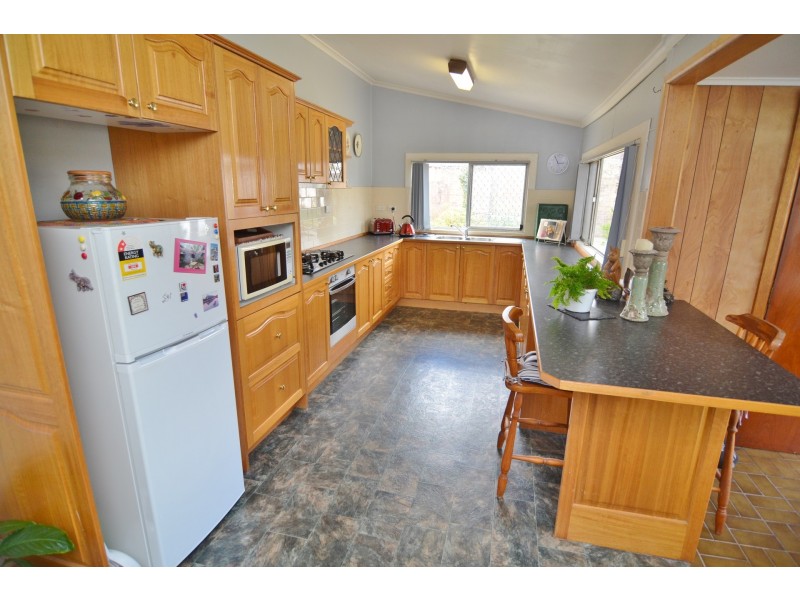 17 Macauley Street, Lithgow NSW 2790