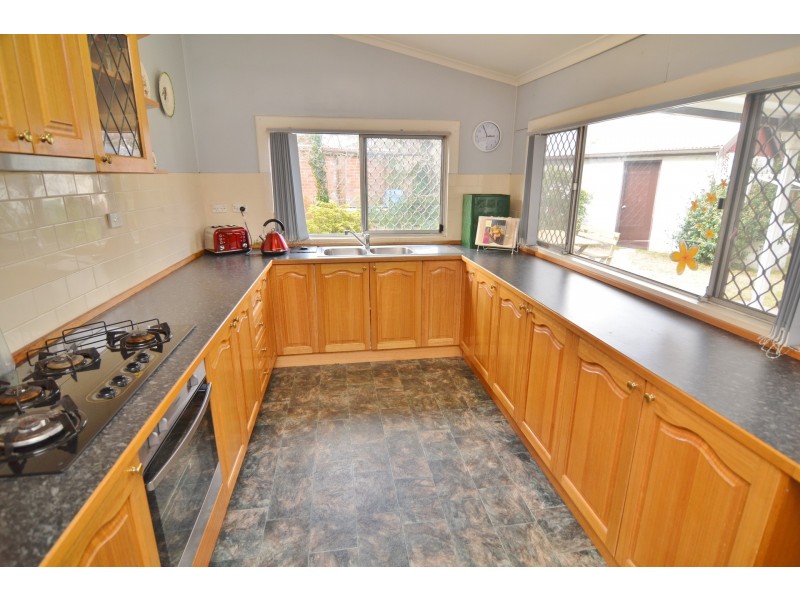 17 Macauley Street, Lithgow NSW 2790