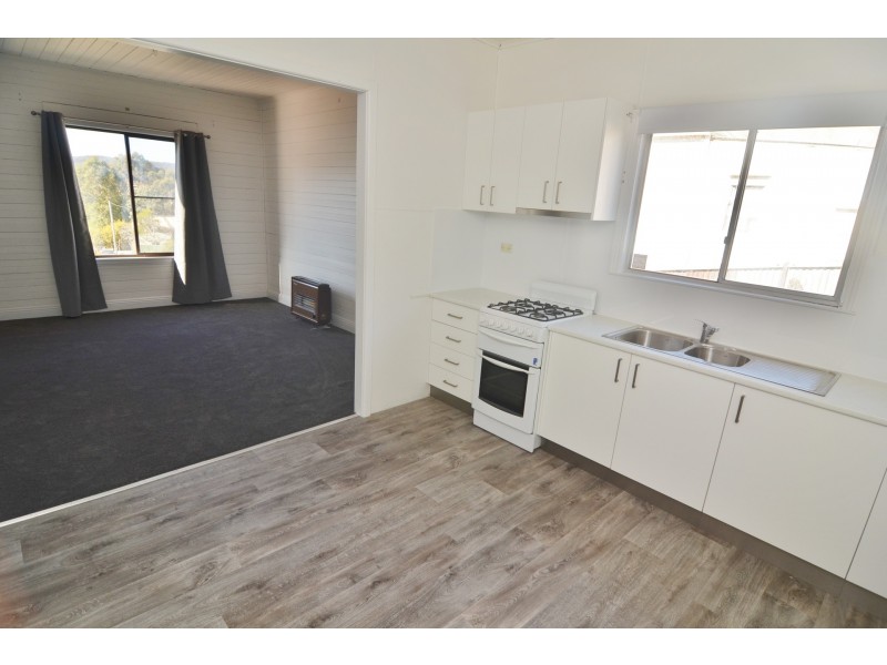 21 Burton Street, Portland NSW 2847