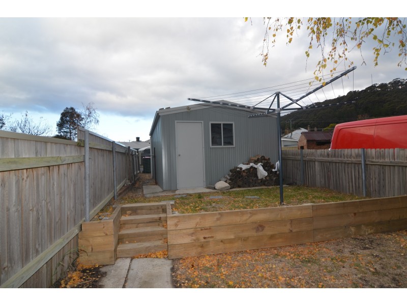 13 Waratah Street, Lithgow NSW 2790