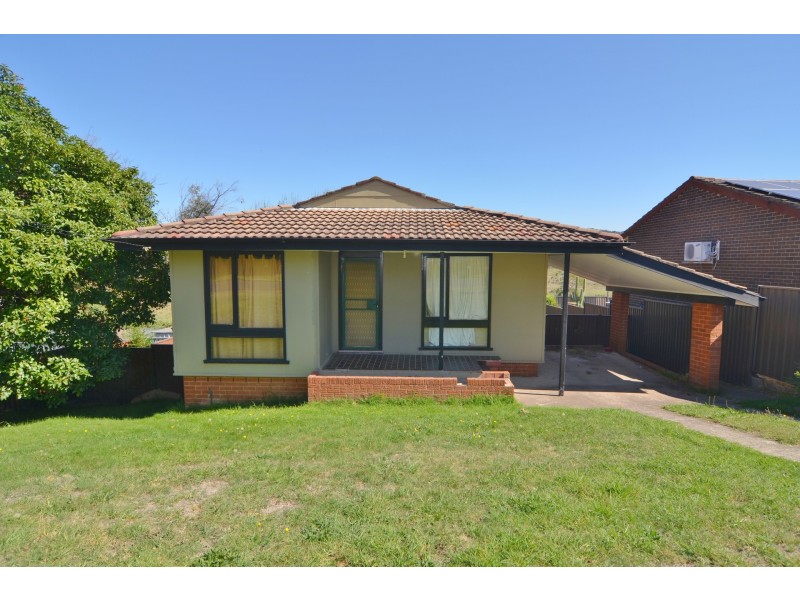 120 Landa Street, Lithgow NSW 2790
