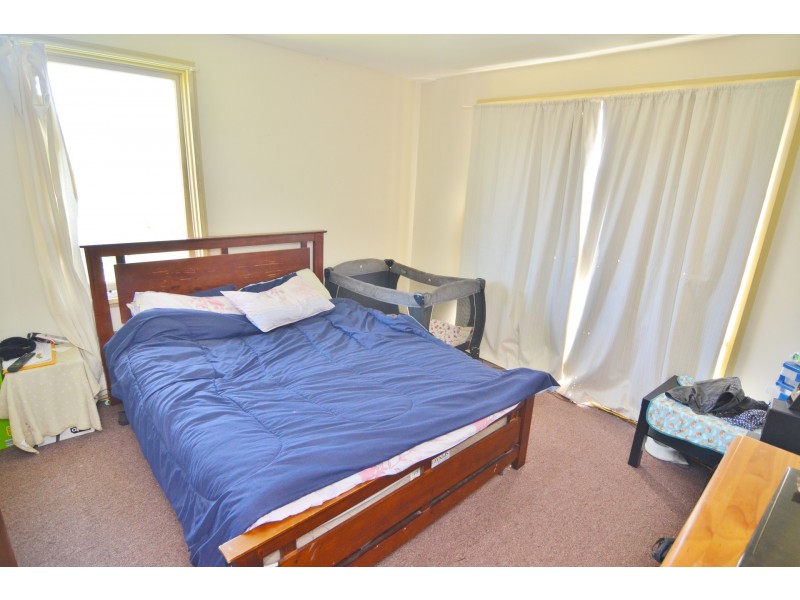 120 Landa Street, Lithgow NSW 2790