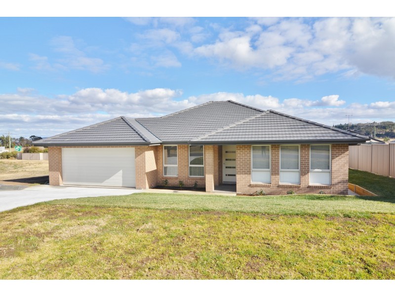 10 Eucalypt Place, Lithgow NSW 2790