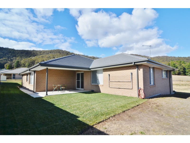 10 Eucalypt Place, Lithgow NSW 2790