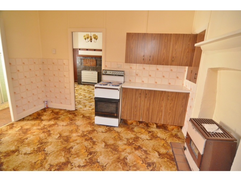13 Villiers Street, Portland NSW 2847