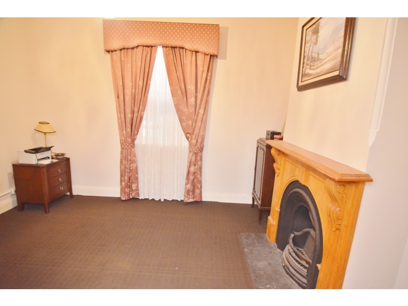 69 Inch Street, Lithgow NSW 2790